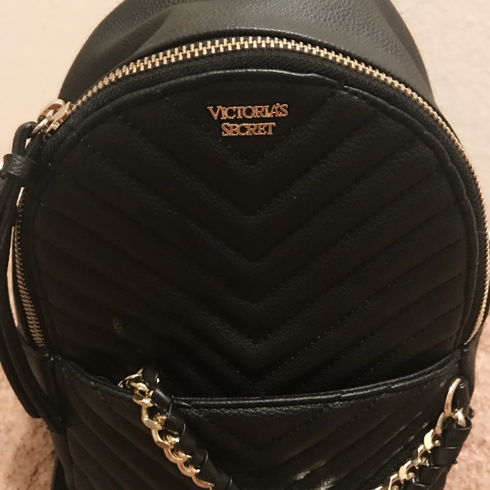 VS mini backpack